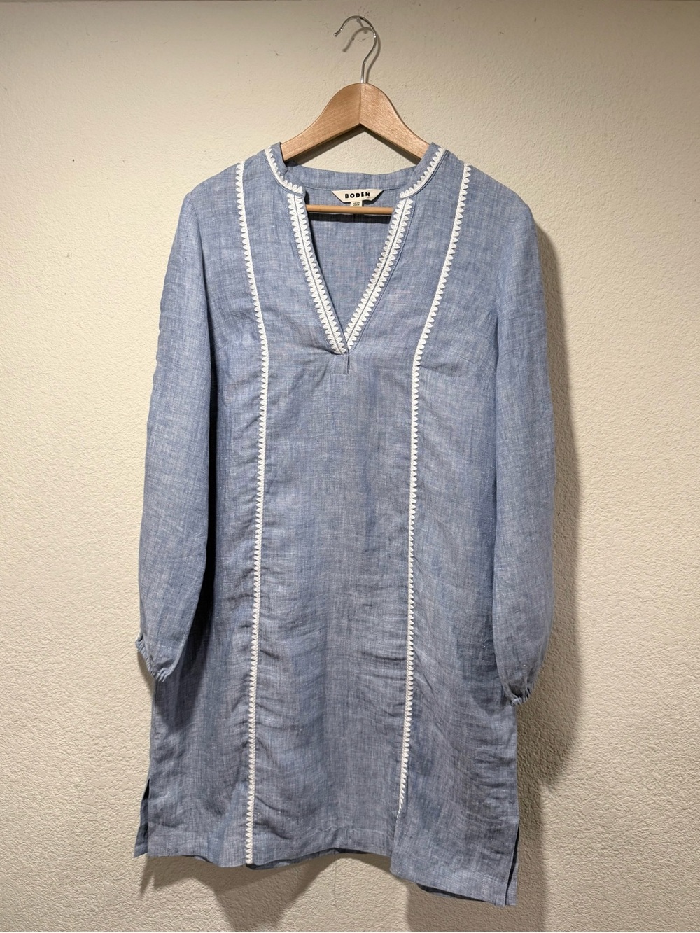 BODEN Cleo Linen Light Blue Tunic with White Trim